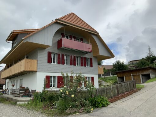 Klappläden, Fensterläden Gehrig Storen Riggisberg